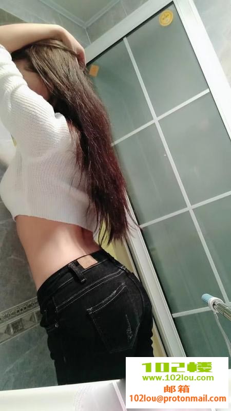 181947sg7zzp25q7jn9xfq.jpg